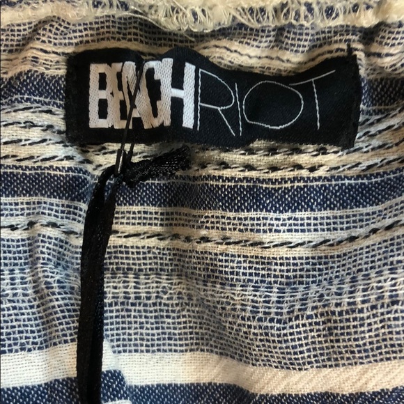 NWT BEACH RIOT Top size S - Picture 7 of 8